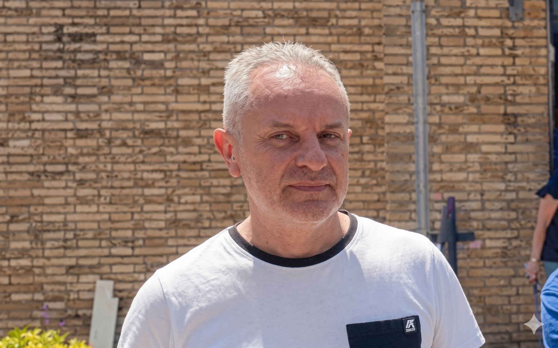 Mi vietano di vedere mio padre perché non è ancora morto